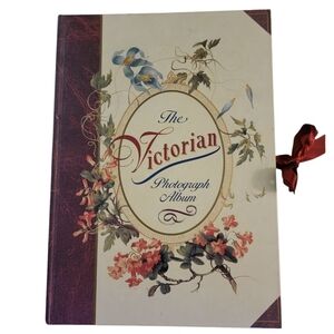 Vintage 1995 VICTORIAN Photograph Album Hardcover